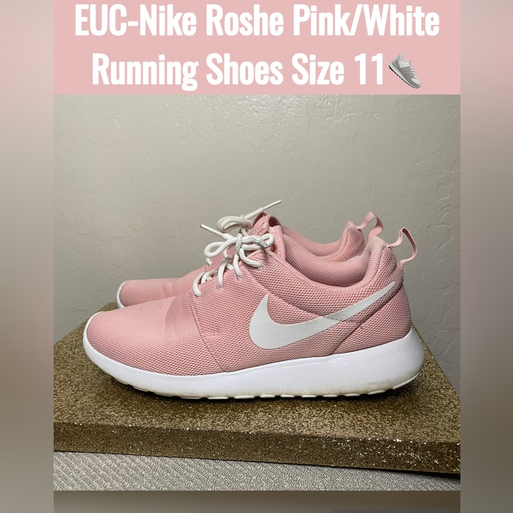 🎉HP🎉EUC-Nike Roshe Pink/White Running Shoes Womens Size 11👟